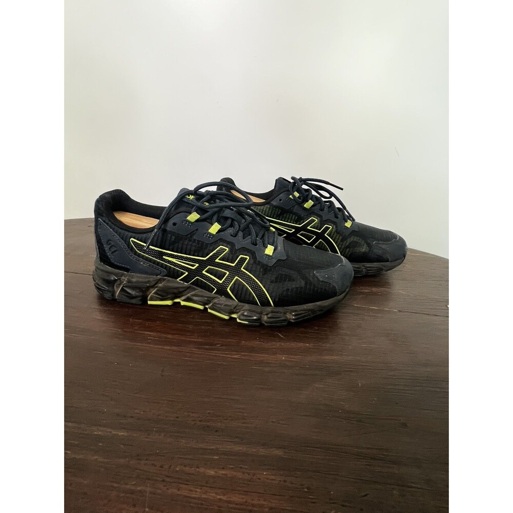 Asics Gel-Quantrum 360 sneakers Men 7.5, Women 9
